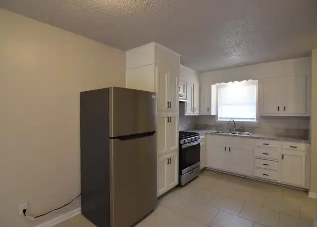Property at 118 South Dr, Copperas Cove, TX, 76522, 3 beds, 2 baths, [object Object]