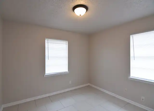 Property at 118 South Dr, Copperas Cove, TX, 76522, 3 beds, 2 baths, [object Object]