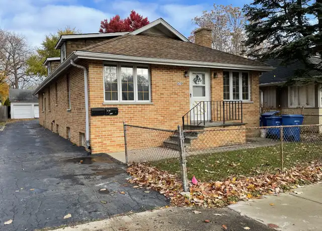 Property at 573 Chicago Ave #1, Highland Park, IL, 60035, 3 beds, 1.5 baths, [object Object]