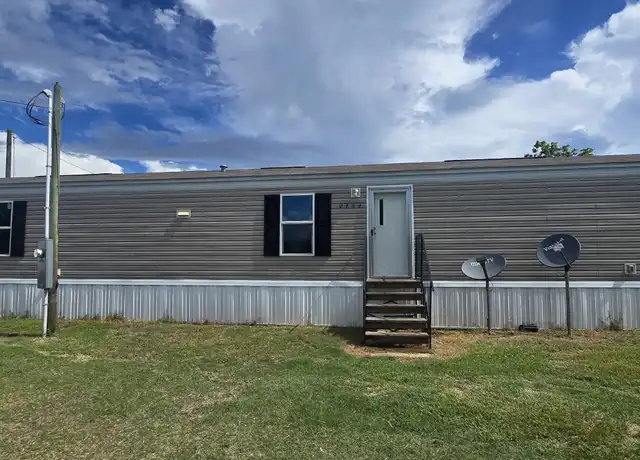 Property at 2739 E 11th Ct, Panama City, FL, 32401, 3 beds, 2 baths, [object Object]