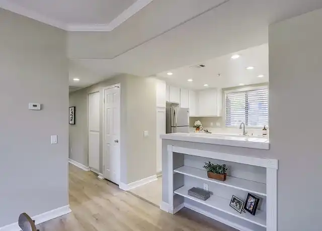 Property at 200 California Ct, Mission Viejo, CA, 92692, 1 bed, 1 bath, [object Object]