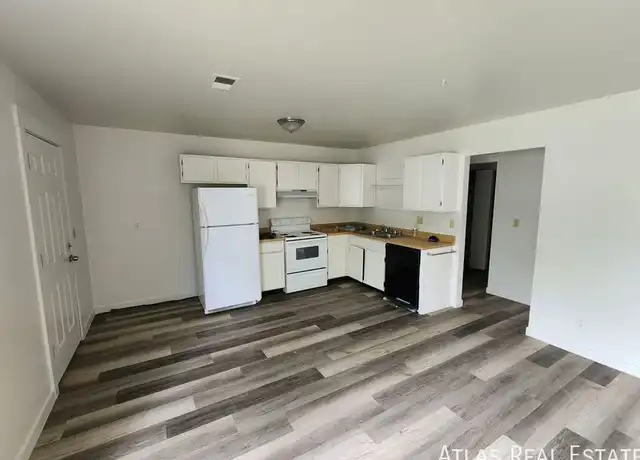 Property at 1622 11th Ave Unit 2, Greeley, CO, 80631, 3 beds, 1 bath, [object Object]