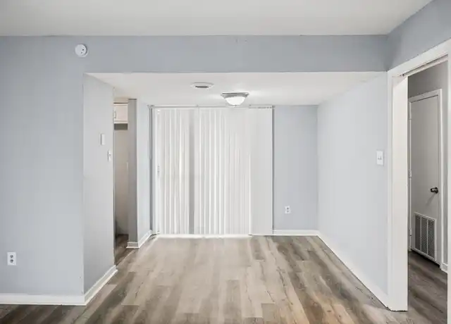 Property at 225 W McDowell Rd Unit H6, Jackson, MS, 39204, 2 beds, 1 bath, [object Object]