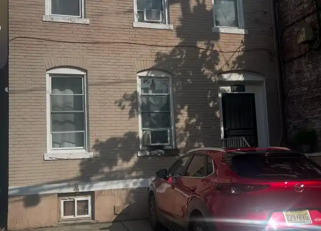 Property at 2511 West St Unit 2, Union City, NJ, 07087, 3 beds, 1 bath, [object Object]