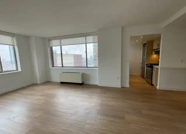 Property at 32 Cliff St Unit 14, New York, NY, 10038, 4 beds, 2 baths, [object Object]