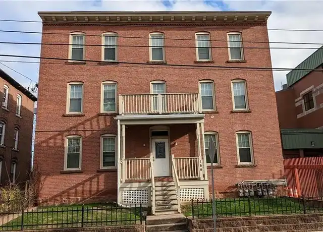 Property at 164 Babcock St Unit 2N, Hartford, CT, 06106, 3 beds, 2 baths, [object Object]