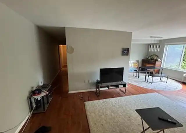 Property at 4114 Davis Pl NW #219, Washington, DC, 20007, 3 beds, 2 baths, [object Object]