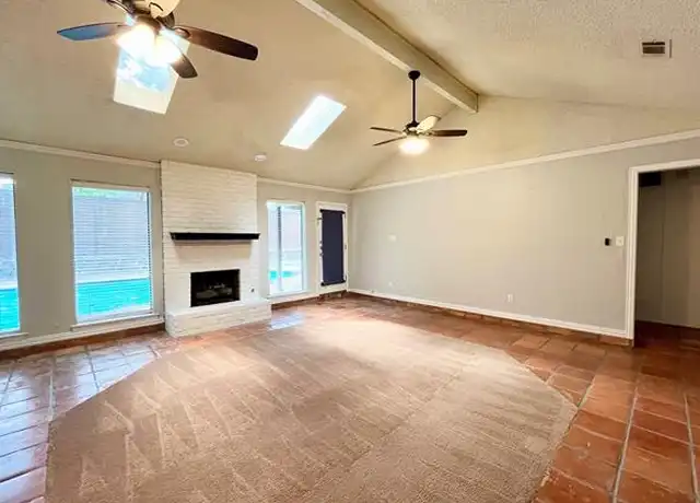Property at 5008 Millsprings Dr, Arlington, TX, 76017, 3 beds, 2 baths, [object Object]
