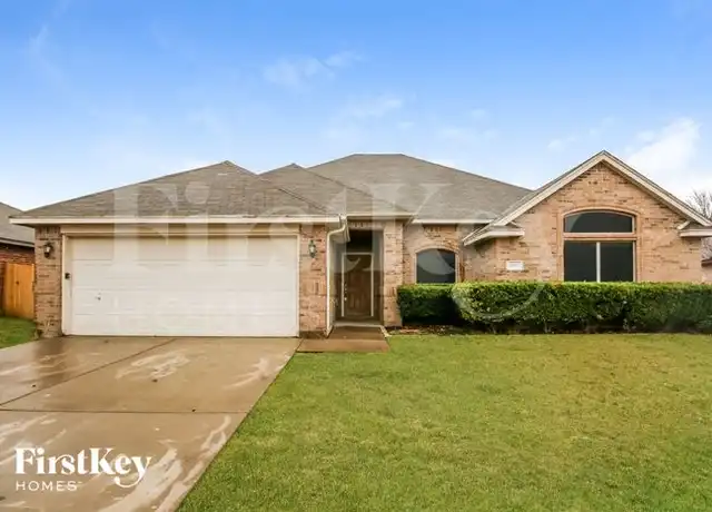 Property at 960 Carlin Ln, Burleson, TX, 76028, 4 beds, 2 baths, [object Object]