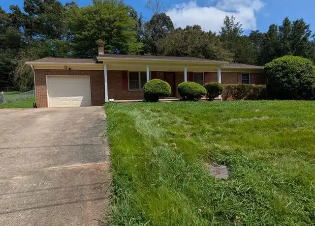 Property at 1820 36th St NE, Hickory, NC, 28601, 3 beds, 2 baths, [object Object]