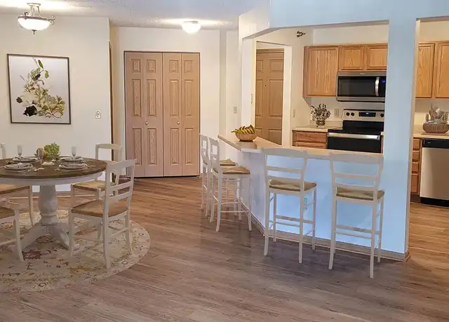 Property at Lakewood Place Apartments - 3100 Glen Oaks Ave, Saint Paul, MN, 55110, 1-3 bed, 1-2 bath, Contact for Price