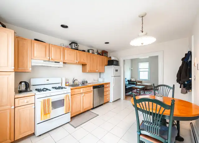 Property at 14 Summer St Unit 3, Charlestown, MA, 02129, 1 bed, 1 bath, [object Object]