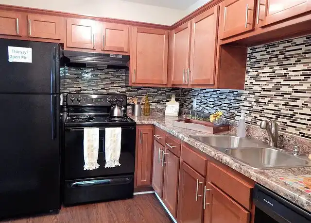 Property at Homewood Heights Apartment Homes - 403 Edgecrest Dr, Birmingham, AL, 35209, 1 bed, 1 bath, [object Object]