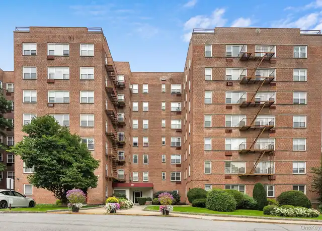 Property at 609 Palmer Rd Apt 4C, Yonkers, NY, 10701, 1 bed, 1 bath, [object Object]