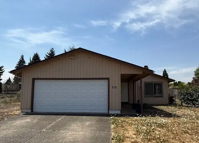 Property at 860 S 15th St, Lebanon, OR, 97355, 3 beds, 1.5 baths, [object Object]