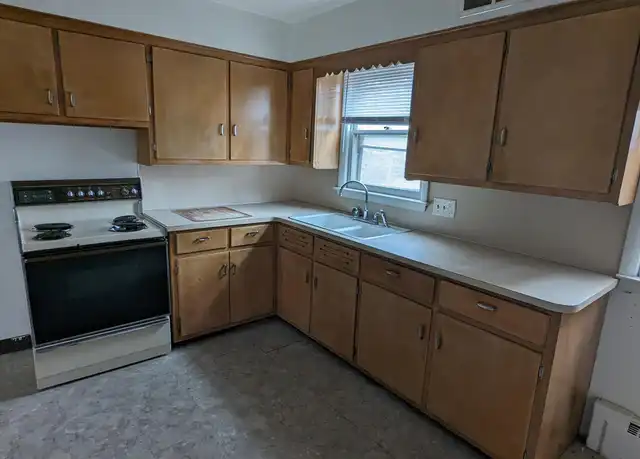 Property at 765 Keenway Cir Unit 4, Kalamazoo, MI, 49001, 2 beds, 1 bath, [object Object]