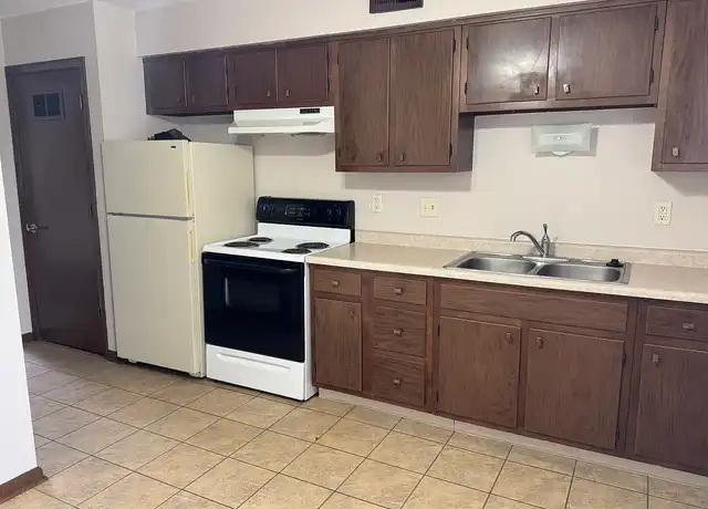Property at Wildflower - 1112 Oakland Rd NE, Cedar Rapids, IA, 52402, 2 beds, 1.5 baths, [object Object]