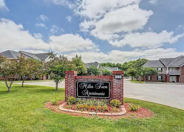 Property at Miller Town Apartments - 395 Jack Miller Blvd, Clarksville, TN, 37042, 2 beds, 2 baths, [object Object]