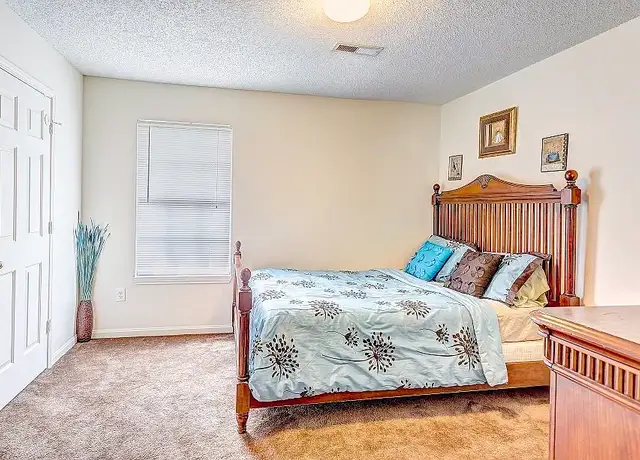 Photo of 395 Jack Miller Blvd, Clarksville, TN 37042