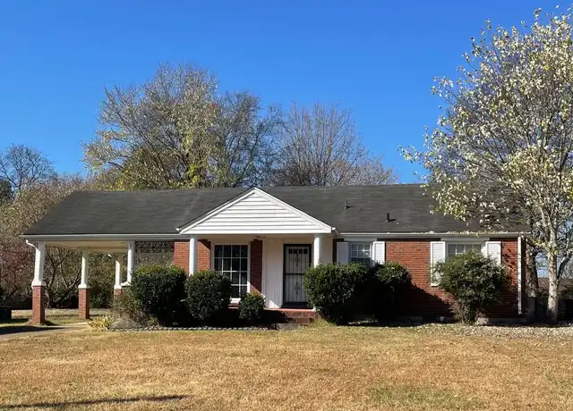 Property at 206 Ridgeway Dr, Nashville, TN, 37214, 2 beds, 1 bath, [object Object]