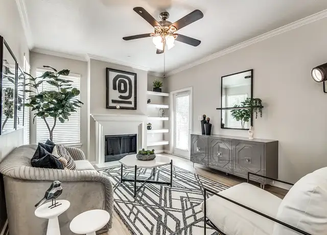 Photo of 5342 Bond St, Irving, TX 75038