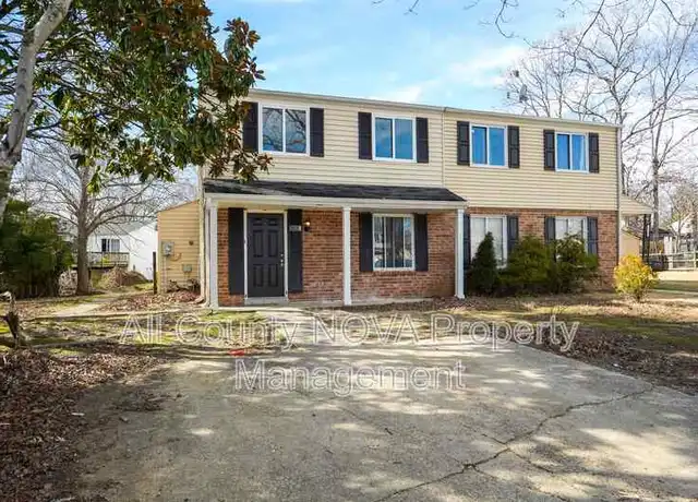 Property at 4205 Quigley Ct, Waldorf, MD, 20602, 3 beds, 1.5 baths, [object Object]
