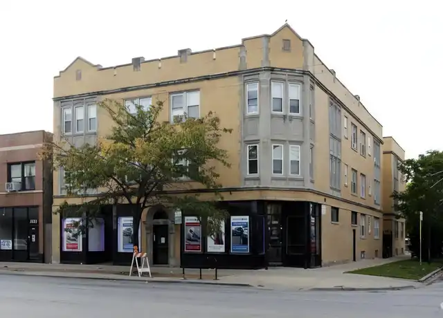 Property at 3533 W Fullerton Ave Unit 2359-1, Chicago, IL, 60647, 1 bed, 1 bath, [object Object]