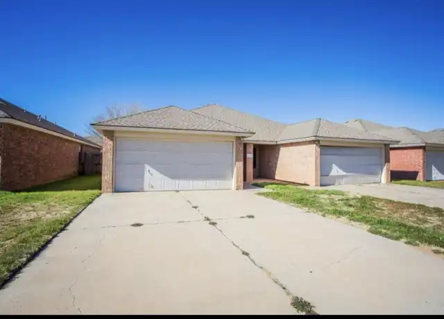 Property at 603 N Elkhart Ave Unit B, Lubbock, TX, 79416, 3 beds, 3 baths, [object Object]