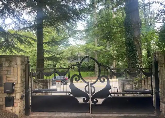 Property at 5301 Goldsboro Rd, Bethesda, MD, 20817, 5 beds, 4.5 baths, [object Object]