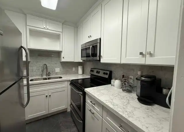 Property at 2601 Bellefontaine St Unit B114, Houston, TX, 77025, 1 bed, 1 bath, [object Object]