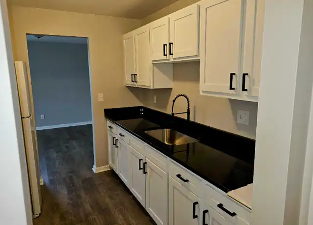 Property at 5856 Highview Dr Unit 03, Milford, OH, 45150, 3 beds, 1 bath, [object Object]