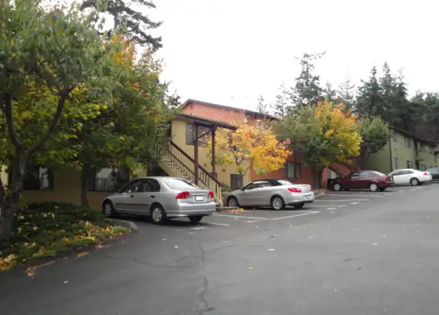 Property at 690 NW Atalanta Way Unit E201, Oak Harbor, WA, 98277, 2 beds, 1 bath, [object Object]