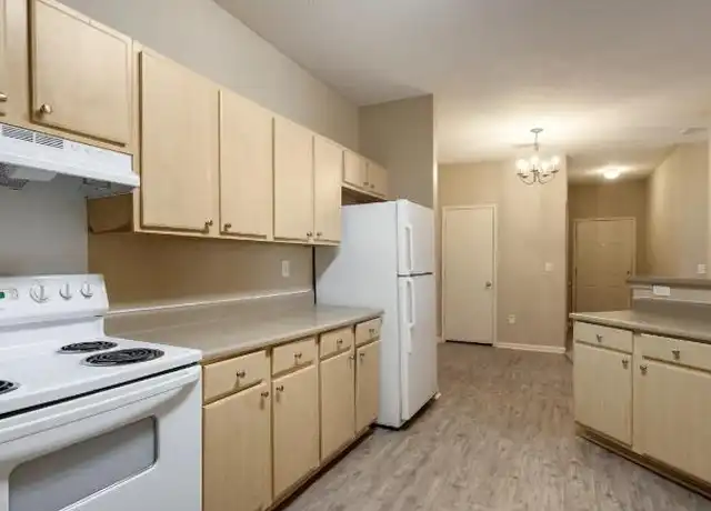 Property at 3856 Noble St, Jackson, MS, 39209, 2 beds, 2 baths, [object Object]