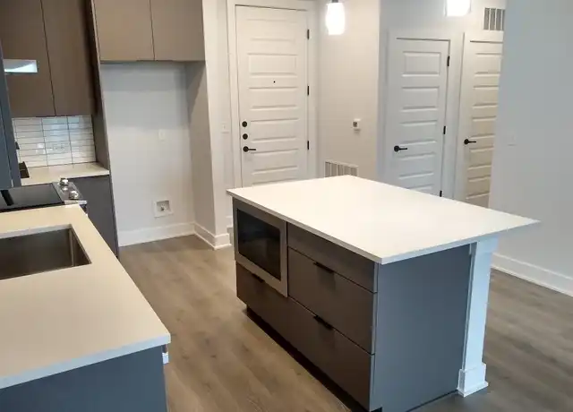Property at 2220 Webberville Rd #403, Austin, TX, 78702, 1 bed, 1 bath, [object Object]