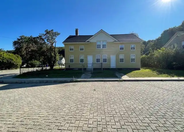 Property at 81 River St Unit 81, Baltic, CT, 06330, 3 beds, 1 bath, [object Object]
