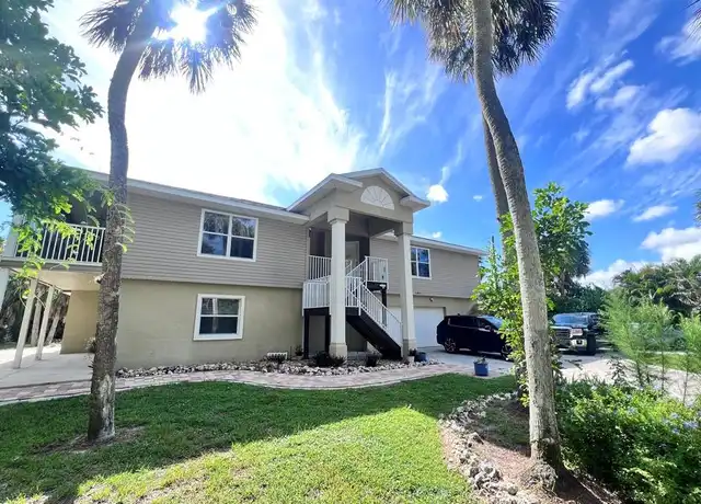 Property at 3981 Bennett Ln, Bonita Springs, FL, 34134, 2 beds, 2 baths, [object Object]