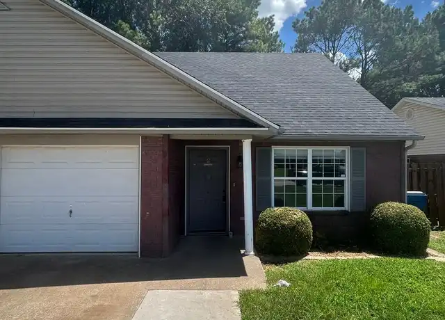 Property at 3305 SW Victoria Pl Apt 2, Bentonville, AR, 72712, 3 beds, 1.5 baths, [object Object]