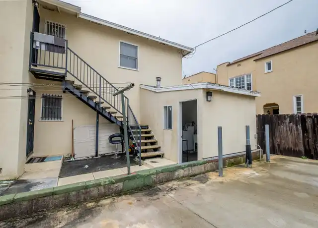 Property at 1325 E Wilson Ave Unit 5, Glendale, CA, 91206, 1 bed, 1 bath, [object Object]