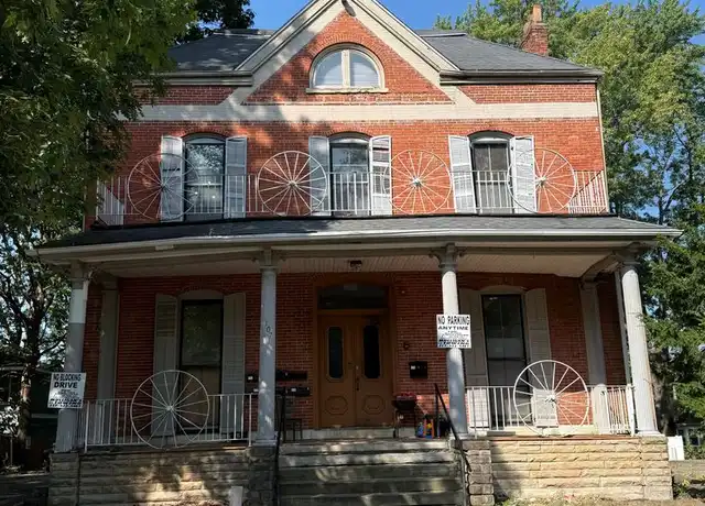 Property at 107 S Douglas Ave Unit 8, Springfield, IL, 62704, 2 beds, 1 bath, [object Object]