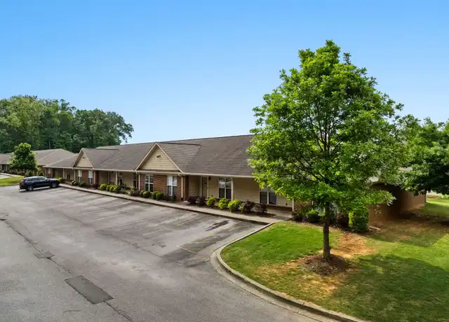 Property at 205 Timbers Pl Unit 205, Florence, AL, 35630, 2 beds, 2 baths, [object Object]