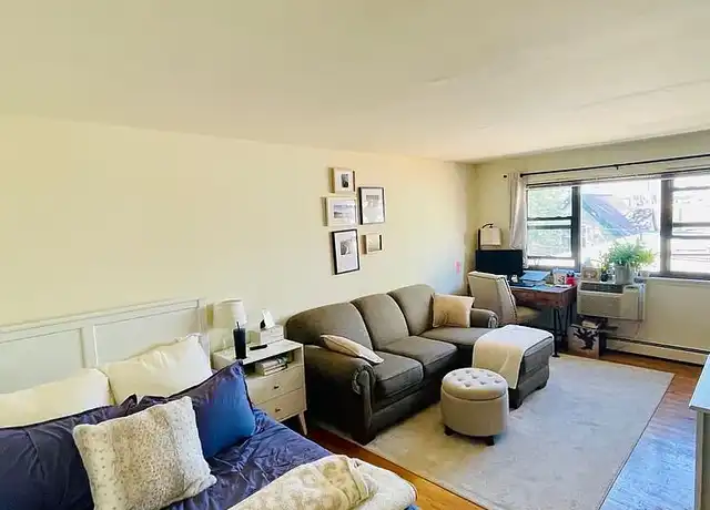 Property at Okonski Cambridge 3160 - 3160 N Cambridge Ave, Chicago, IL, 60657, 0 beds, 1 bath, [object Object]