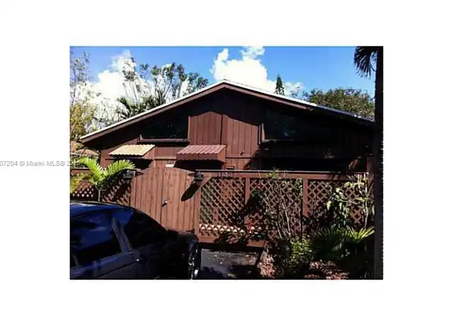Property at 11327 SW 114th Lane Cir Unit 11327, Miami, FL, 33176, 2 beds, 2 baths, [object Object]