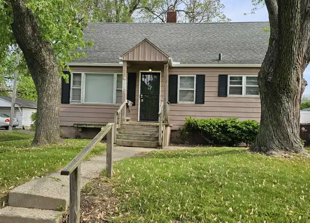 Property at 3009 W Krause Ave, Peoria, IL, 61605, 2 beds, 1 bath, [object Object]