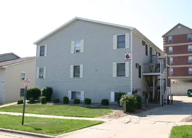 Property at 115 W Cherry St Unit 1, Normal, IL, 61761, 4 beds, 1 bath, [object Object]