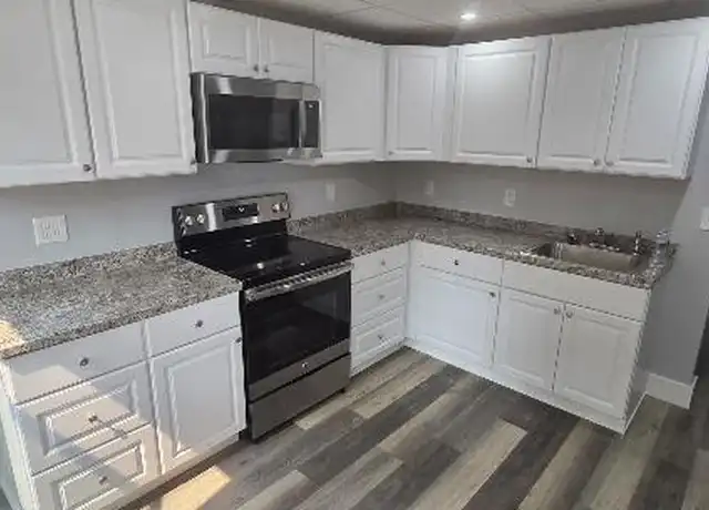 Property at 44 Winter St, Fitchburg, MA, 01420, 2 beds, 1 bath, [object Object]