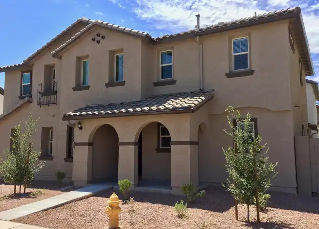 Property at 2924 S Washington St, Chandler, AZ, 85286, 3 beds, 2.5 baths, [object Object]