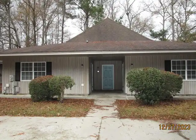 Property at 50 Parkplace Dr, Manning, SC, 29102, 3 beds, 4 baths, [object Object]