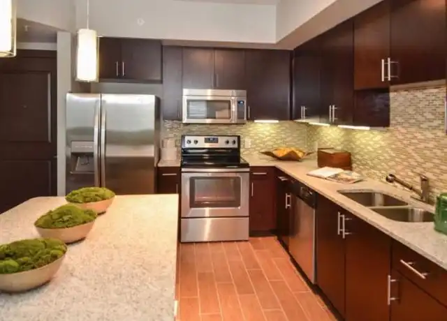 Property at 4611 N Federal Hwy, Pompano Beach, FL, 33064, 2 beds, 2 baths, [object Object]