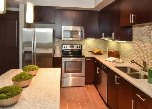Property at 4611 N Federal Hwy, Pompano Beach, FL, 33064, 2 beds, 2 baths, [object Object]