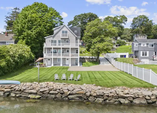Property at 270 Elm St Unit 2, Groton, CT, 06340, 4 beds, 2 baths, [object Object]